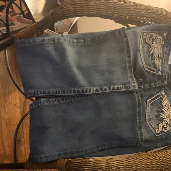 Miss Me Womens - Picture 2 of 4